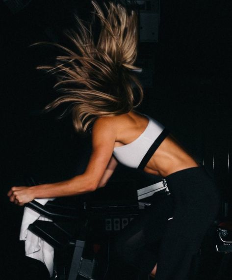 Spinning Astethic, Spin Bike Before And After, Spin Bike Aesthetic, Spin Instructor Aesthetic, Soulcycle Aesthetic, Soul Cycle Aesthetic, Spin Photoshoot, Spin Aesthetic, Indoor Cycling Aesthetic