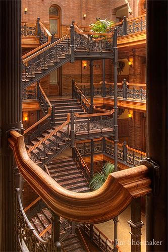 Interesting Chairs, Bradbury Building, Beautiful Stairs, Building Stairs, Take The Stairs, Stairway To Heaven, Industrial Revolution, Grand Staircase, Spiral Staircase