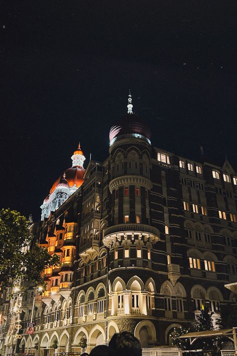 South Mumbai Aesthetic, Wallpepar Full Hd, Mumbai India Travel, Mumbai Night, Mumbai Trip, South Mumbai, Car Snap, Mumbai Travel, Instagram Design Creative