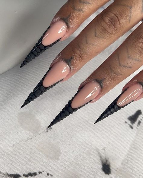 Acrylic Nails Stiletto, Stilleto Nails Designs, Classy Acrylic, Sharp Nails, Acrylic Toe Nails, Summer Nail Art, Drip Nails, Aesthetic Nails, Stiletto Nails Designs