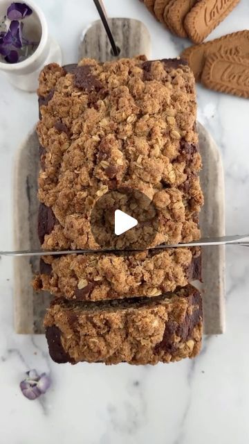 @healthtalkkk on Instagram: "Biscoff Banana Bread ✨

Follow @healthtalkkk for more 🍎

🎥 Via @fooddolls 

We love a classic banana bread, but Biscoff Banana Bread is on a whole other level! We add Biscoff spread and cookie pieces, and top it with Biscoff streusel. Trust us, you’re going to love it!

#biscoff #cookiebutter #bananabread #banana #cake #easyrecipes" Biscoff Bread, Biscoff Banana, Classic Banana Bread, Biscoff Spread, Banana Cake, Butter Cookies, Love A, Banana Bread, Easy Meals