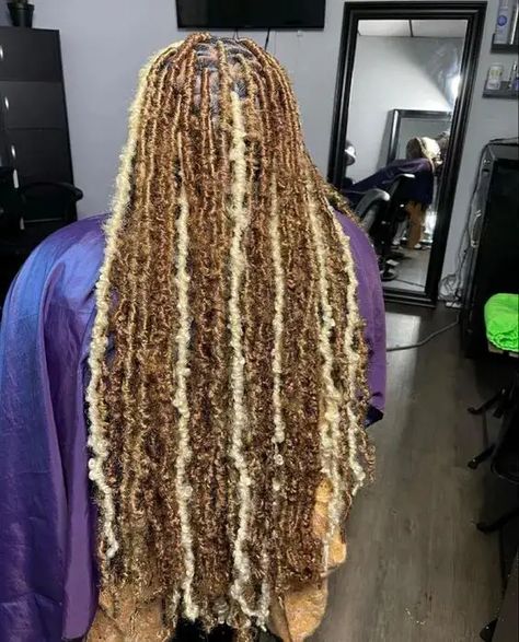 Butterfly Locs: Everything to Know About This Hairdo Peekaboo Locs, Angel Braids, Highschool Hairstyles, Jah Locs, Butterfly Braids, Hairstyle Aesthetic, Faux Loc, Love Butterfly, Y2k Baddie