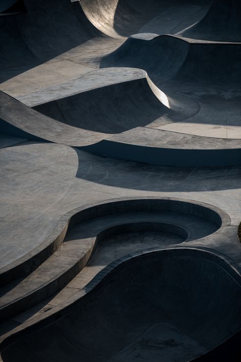 Gallery of URAM Extreme Park / Legato Sports Architecture - 17 Urban Style Design, Sports Architecture, Canada Project, Skatepark Design, Skateboarding Aesthetic, Kazan Russia, Urban Playground, Skateboard Park, Architecture Mapping