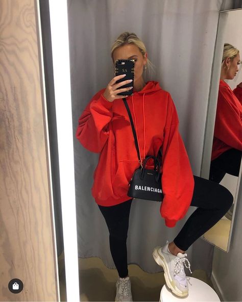 Red Oversized Hoodie, Red Hoodie Outfit, Sla The Label, Oversized Hoodie Outfit, Casual Comfy Outfit, Sarah Ashcroft, Tirana Albania, Fashion Shoes Sneakers, Red Blouse