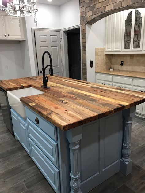 Walnut Butcher Block Countertops Kitchen, Hardwood Countertops, Build Kitchen Island, Dapur Rustic, Custom Island, Block Countertops, Wood Countertops Kitchen, Kitchen Island Tops, Carrara Quartz