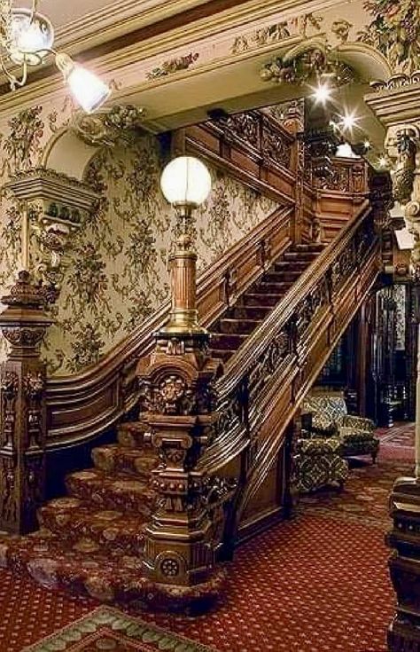 Kentucky Vacation, Victorian House Interiors, Travelling Ideas, Old Victorian Homes, Victorian Style Homes, Victorian Interior, Victorian Interiors, Plane Ticket, Victorian Mansions