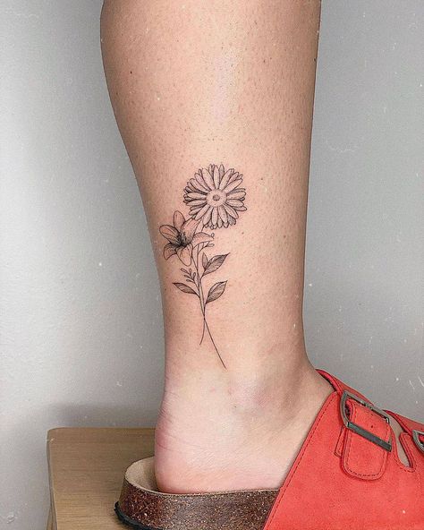 Lower Side Leg Tattoos Women, Lower Calf Tattoo Women, Tattoo On Leg Women, Side Of Leg Tattoos Women, Side Calves Tattoos For Women, Leg Tattoos Women Lower Calf, Tattoo Lower Leg, Mexico Tattoo Ideas, Back Of Calf Tattoo