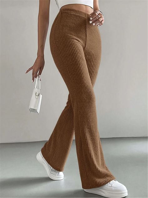 Trendy Pants For Women, Comfy Trendy Outfits, Flare Pants Outfit, Ribbed Flare Pants, Classy Pants, Bell Bottom Trousers, Free Pants, Trendy Pants, Shein Pants