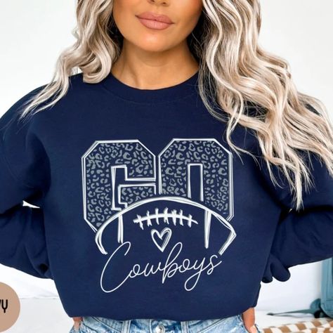 Dallas Cowboys Tshirts Ideas, Dallas Cowboy Shirts Women, Dallas Cowboys Shirt Ideas, Dallas Cowboy Outfits Woman, Glitter Football Shirts, Football Tshirt Designs, Go Cowboys, Cowboys Sweatshirt, Cheer Posters