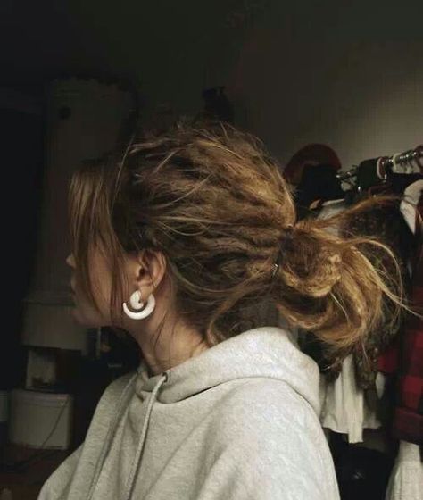 my dream dreads <3. Half Dreads, Partial Dreads, Blonde Dreads, Hairstyle Videos, Italy Moda, Dread Braids, Dreads Girl, Beautiful Dreadlocks, American Hairstyles