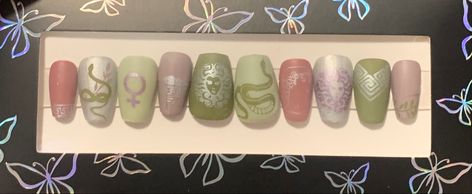 Short coffin nails, matte, Medusa-themed Medusa Inspired Nails, Greek Mythology Nails, God Nails, Square Sketchbook, Themed Nails, Coffin Nails Matte, Nails Matte, Short Coffin, Short Coffin Nails