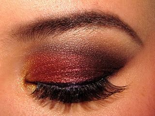 Hook eye makeup Captain Hook Makeup, Captain Hook, Halloween Inspiration, Love Makeup, Disney Villains, Hook Eye, Makeup Inspiration, Makeup Looks, Eye Makeup