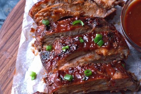 Easy Oven BBQ Baked Ribs Recipe - Butter Your Biscuit Oven Baked Pork Ribs, Baked Ribs Recipe, Ribs Recipe Oven, Oven Ribs, Barbecue Ribs Recipe, Baked Pork Ribs, Baked Bbq Ribs, Ribs In Oven, Ribs Recipes