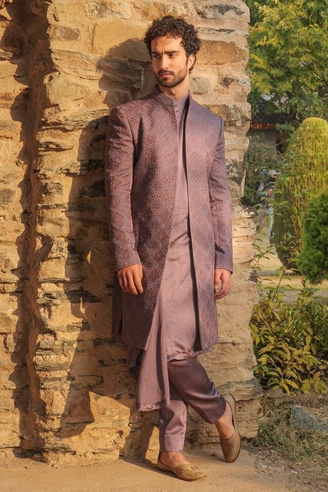 Traditional Outfits For Men Indian, Purple Kurta For Men, Open Sherwani Men, Sherwani For Men Wedding Indian Groom, Purple Sherwani, Indowestern Outfits For Men, Open Sherwani, Jatin Malik, Indian Celebration