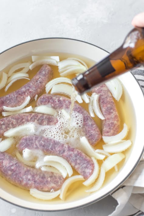 Stove Top Bratwurst, Braut Recipes Bratwurst Beer, Grilled Beer Brats, Wisconsin Food Traditional, Brats On Stove Top, Beer Brat Recipes, Braut Recipes Bratwurst Grilled, Beer Brats Recipe Grilling, Brats In Beer And Onions