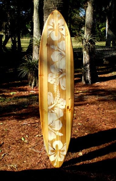 Seriously thinking about getting this.  Beautiful art for yard and my funky vintage beachy guest room Wood Home Interior, Distress Wood, Vintage Surfboard, Surfboards Artwork, Wooden Wall Art Decor, Wood Surfboard, Vintage Surfboards, Surfboard Decor, Wooden Surfboard