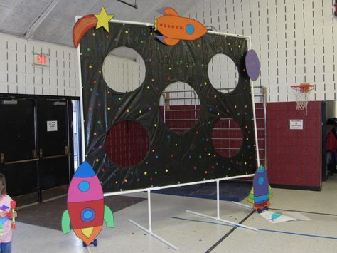 Space Themed Carnival Games, Space Themed Obstacle Course, Space Theme Games, Space Themed Party Games For Kids, Blast Off Activities Space Theme, Outer Space Games, Space Themed Games, Space Book Fair Theme, Space Decorations