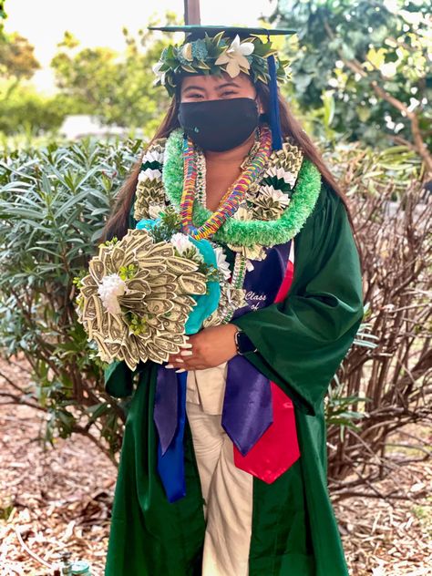 Leis, money leis, green, pandemic graduation, filipino, filipina, uh manoa, hawaii tradition, leid Filipino Graduation Lei, Filipino Graduation, Manoa Hawaii, Uh Manoa, University Of Hawaii At Manoa, Money Leis, Rainbow Warrior, Graduation Leis, University Of Hawaii