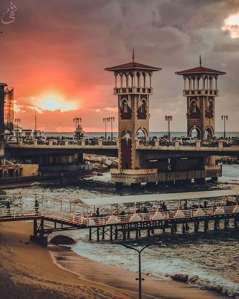 Stanley Bridge, Alexandria Bridge Art, Alexandria Egypt, Beautiful Scenery, Lamp Post, Egypt, Bridge, Travel, Art