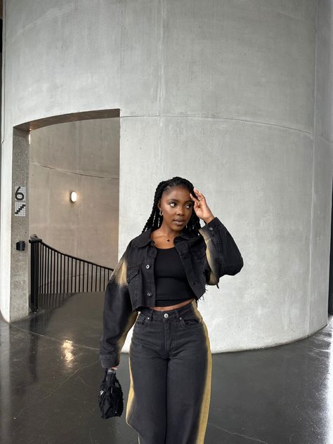 Movie Date Outfits Ideas, Streetwear Fashion Women Modest, Black Dresses For Fall Streetwear, Clean Girl Fall Outfits Black Women, Black Yellow Outfit, Movie Date Outfit Black Women, Casual Movie Date Outfit, Modest Christian Streetwear, Baddie Church Outfits