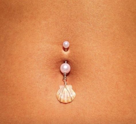 Coquette Belly Piercing, Beachy Belly Button Piercing, Estilo Rachel Green, Bellybutton Ring, Sunrise Shell, Bellybutton Piercings, Belly Button Piercing Jewelry, Belly Piercing Jewelry, Button Piercing