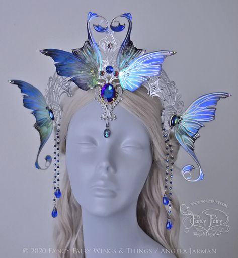 Fairy Wing Headpiece, Fairy Crown Aesthetic, Fairy Wings Outfit, Fantasy Crown Art, Fairy Queen Crown, Magical Crown, Fairy Wings Aesthetic, Fantasy Crowns, Fairy Headdress