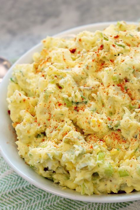 Best Classic Potato Salad Potato Salad With Miracle Whip, Recipe For Potato Salad, Deviled Egg Potato Salad, Best Potato Salad Recipe, Homemade Potato Salads, Cauliflower Potatoes Salad, Potato Salad Dressing, Potato Salad Recipe Easy, Potato Salads