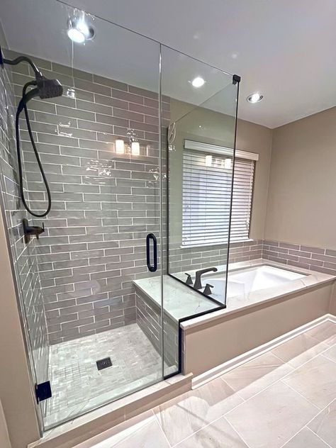 Steam Bathroom Ideas, Walk In Shower With Tub Inside, Tub Shower Combo Remodel, Small Bathroom With Tub, Bathroom Tub Shower Combo, Master Suite Bathroom, Shower Tiles, Bathroom Tub Shower, Bathroom Accent Wall