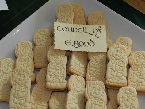 Lord Of The Rings Recipes, Lord Of The Rings Birthday, Council Of Elrond, Hobbit Food, Lotr Wedding, Hobbit Party, Elf Cookies, Second Breakfast, Watch Party