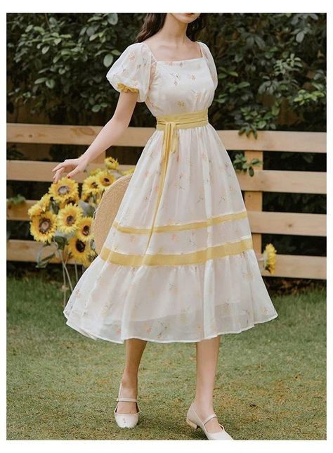 f670ef5d2d6bdf8f29450a970494dd64desc51719646ri Old Fashion Dresses, Cottagecore Fashion, Fairytale Dress, Vestidos Vintage, Mode Vintage, Looks Vintage, Fancy Dresses, Cute Fashion, Simple Dresses