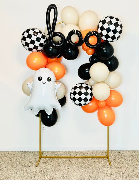 He's a Spooky One!  You can make your own SpOOky Backdrop! With this DIY Kit, you can put together this Super Festive Balloon Garland that really makes a WOW statement! Perfectly sized to fill a wall for over a Cake and Present Table, a Scary Photo Booth Area or a Table Centerpiece for your party!  While it may look intimidating, it really is simple to put together.  You don't have to be Crafty, or have prior experience, the instructions will guide you step by step :)  I recommend making it the Halloween 6th Birthday Party, Halloween First Birthday Decorations, Halloween Party Decor For Kids, Fall Decor For Party, Kid Halloween Birthday Party, Halloween Party Backdrop Photo Booths, Diy Halloween Birthday Decorations, Halloween Birthday Table Decorations, Toddler Halloween Party Decorations