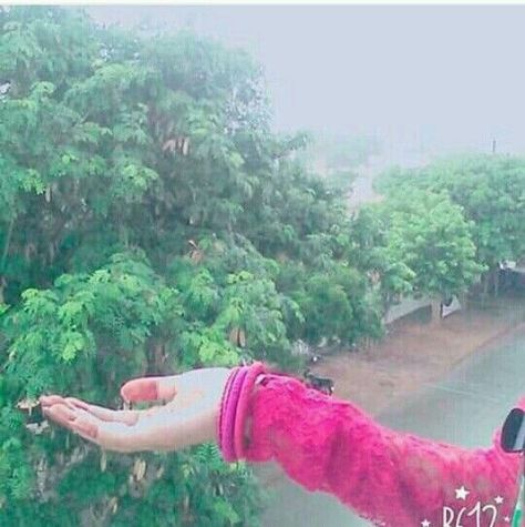 #Rain.... Barish Pic, Iron Man Photos, Meldi Ma Hd Photo, Dps For Girls, I Love Rain, Cute Instagram Captions, Selfie Poses Instagram, Love Couple Photo, Rain Photography