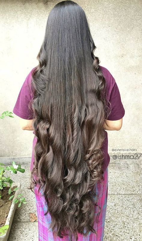 Long Layered Curly Hair, Long Hair Rapunzel, Balayage Long Hair, Long Hair Images, Long Indian Hair, Huge Hair, Ponytail Hairstyles Easy, Haircuts For Long Hair With Layers, Long Shiny Hair