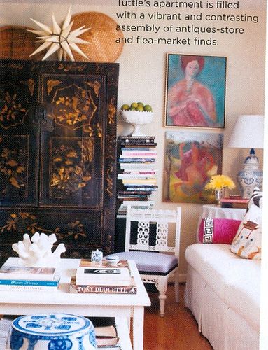 Room of the Day ~ love this mix of blue and white with that fabulous dark antique chinoiserie piece and art, books, chinese gardenstool - fun room and vibrant color. 1.07.2014 Boho Decor Living Room, Asian Cabinet, Tall Furniture, Chinese Cabinet, Cabinet Living Room, Design Darling, Deco Boheme, Bohol, A Living Room