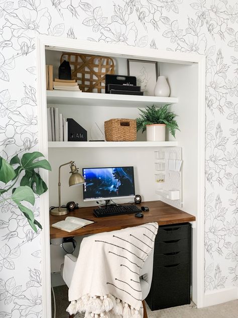 How To Create A Multi-Purpose Room - XO My Home Guest Bedroom And Office, Closet Turned Office, Live Edge Dining Room, Small Home Office Ideas, Small Office Interior Design, Closet Desk, Home Office Closet, Closet Office, Office Nook