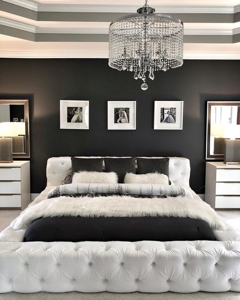 Bedroom Decor Master For Couples, Bedroom Decor For Couples, Master Decor, Teen Bedroom Decor, Girl Bedroom Decor, Stylish Bedroom, Master Bedrooms Decor, Room Inspiration Bedroom, Room Ideas Bedroom