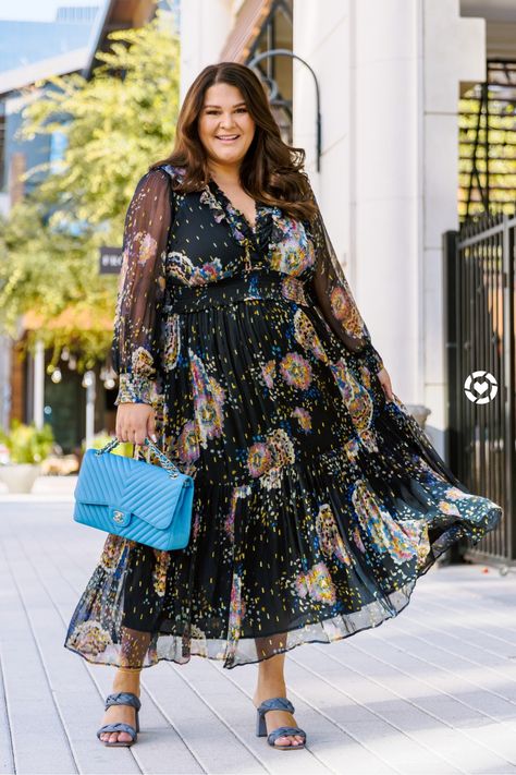 How to Style By Anthropologie Smocked V-Neck Maxi Dress. Fall Outfits for Women 2022. Party Dresses. Plus Size Dresses. Plus Size Fashion. Fall Fashion. Midi Dresses for Fall | Party Dresses | Curvy Style | Nicole Curves to Contour Trendy Fall Dresses, Fall Party Dress, Dresses Curvy, Dresses For Fall, Casual Outfits Plus Size, Plus Size Looks, Curvy Style, Plus Size Fall, Dresses Plus Size