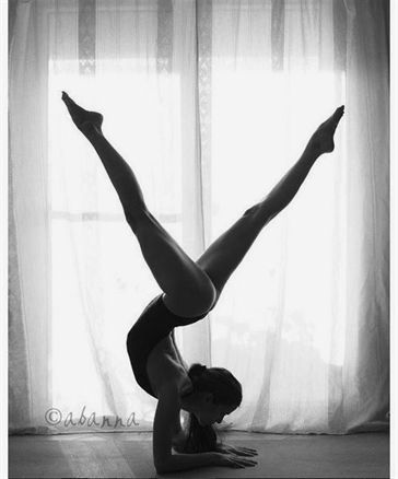 Yoga Foto's, Photo Yoga, Yoga Ashtanga, Arte Yoga, Yoga Nature, Yoga Inspo, Yoga Pictures, Yoga Photos, Yoga Posen