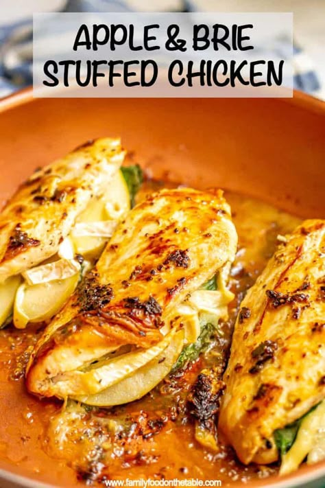 Apple and brie stuffed chicken is an easy skillet chicken recipe with melty, soft brie cheese and tart green apples, plus a delicious pan sauce made from the juices. This easy family-friendly dish is perfect for a yummy fall dinner! #apples #brie #stuffedchicken #chickenrecipes #chickendinner Dinner Apple Recipes, Fall Meals Lunch, Fall Recipes With Chicken, Apple Meat Recipes, Dinner Recipes With Brie Cheese, Chicken And Brie Recipes Dinners, Easy Fall Family Dinner Ideas, Brie Apple Stuffed Chicken, Brie Apple Chicken