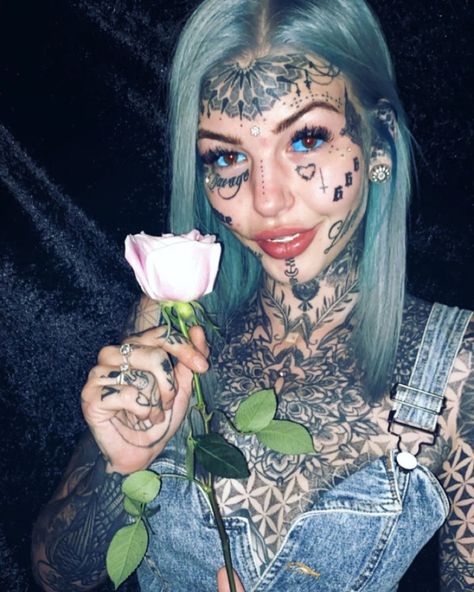 Amber Luke, Many Tattoos, Body Modification Piercings, Blue Eyes White Dragon, Eyeball Tattoo, Blue Tattoo, Body Suit Tattoo, Dragon Girl, Tattoed Girls