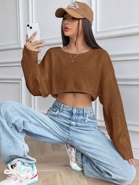 Black Cropped Sweater Outfit, Oversized Pullover Outfit, Cropped Sweater Outfit, Black Cropped Sweater, Oversized Cropped Sweater, Pullovers Outfit, Crop Pullover, Dropped Shoulder Sweatshirt, Cropped Pullover