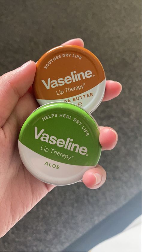 Coconut Vaseline, Vaseline Lip Therapy Aesthetic, Vaseline Products Aesthetic, Aloe Vera Vaseline, Coco Butter Vaseline, Vaseline Oil Cocoa, Vaseline Cocoa, Vaseline Aloe Vera Lotion, Lip Therapy