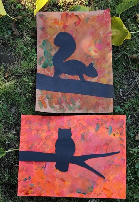 Fall Tree Silhouettes Art Project for Kids - fun for preschoolers and up! Tree Silhouette Art, Silhouettes Art, September Art, Art Docent, Art Project For Kids, Harvest Fest, Animal Art Projects, Fall Arts And Crafts, Fall Art Projects