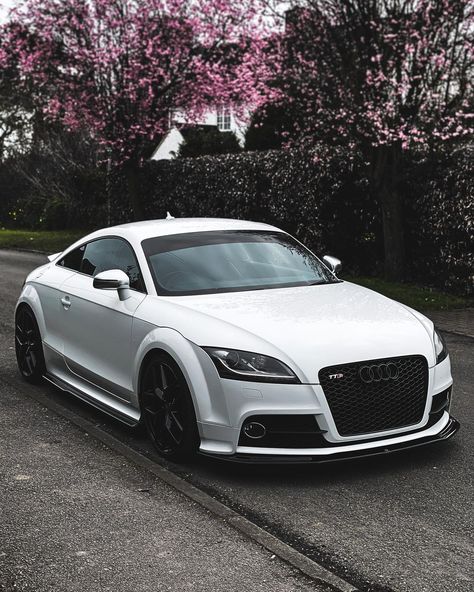 Ellis Aston | Audi TTS 8J on Instagram: “50th post 🎉 _______________________________________ #vagcars #vagsocietyuk #vagsociety #vaglove #audi #audilove #audilife #audigang #auditt…” Audi Ttrs, Audi Tts, Villain Era, Audi Tt Rs, Future Cars, Money Magic, Car Goals, Audi Sport, Year Plan