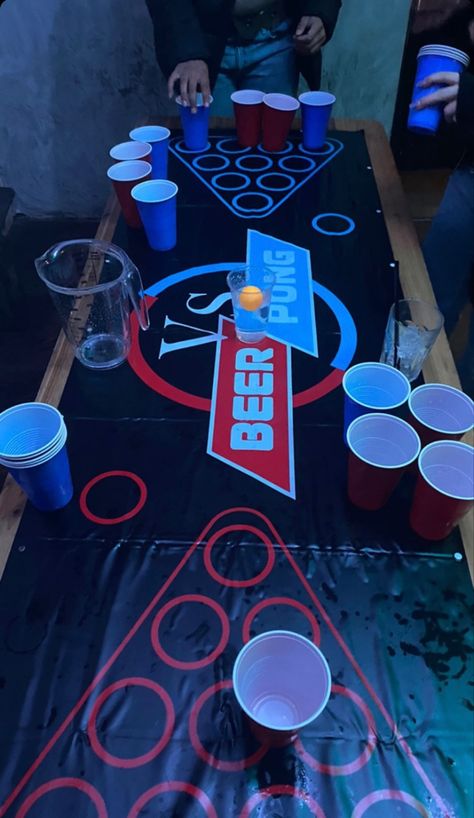 beer pong club aesthetic vibes teenage dirtbag aesthetic Beer Pong Aesthetic, Teenage Dirtbag Aesthetic, Dirtbag Aesthetic, Downtown Vibes, Club Aesthetic, Clubbing Aesthetic, Snap Friends, Beer Pong