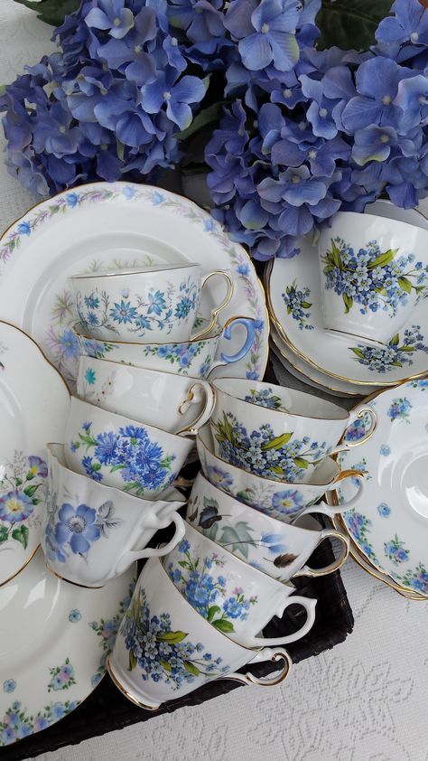 https://www.facebook.com/Tea-Party-Rentals-by-Bridget-982439475114413/?rc=p Bach Brunch, Blue Tea Cups, Tea Magic, Vintage High Tea, Tea Afternoon, Crockery Design, Blue Tea Cup, Bridal Tea Party, Winter Tea