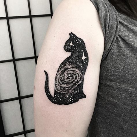 Black Cat Tattoo, Black Cat Tattoos, Cat Tattoo Designs, Disney Tattoo, Up Tattoos, Cover Up Tattoos, Back Tattoos, Trendy Tattoos, Animal Tattoos