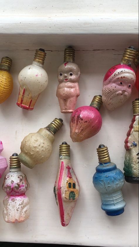 Light Brite, Vintage Christmas Lights, Christmas Light Bulbs, Decoration Vintage, Vintage Christmas Tree, Christmas Light, Christmas Vintage, Family Heirloom, Christmas Magic