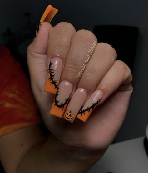 Halloween Fall Nail Ideas, Minimalist Halloween Nails Short, Medium Nails Halloween, Small Square Halloween Nails, Long Tapered Square Acrylic Nails Halloween, Easy Halloween Acrylic Nails, Hollowed Nail Designs, Acrylic Nails Coffin Halloween, Nail Ideas Hollowen