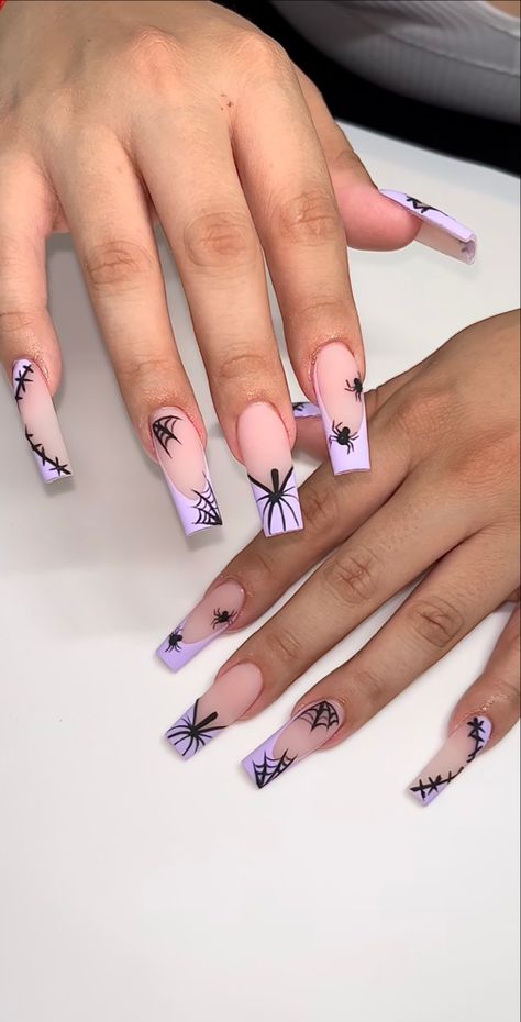 Spider Web French Tip Nails, Spooky Nails Almond, Spooky Almond Nails, Spooky Halloween Nail Designs, Spooky Nails Acrylic, Halloween French Tip Nails, Pink Spooky Nails, Cute Spooky Nails, Almond Halloween Nails